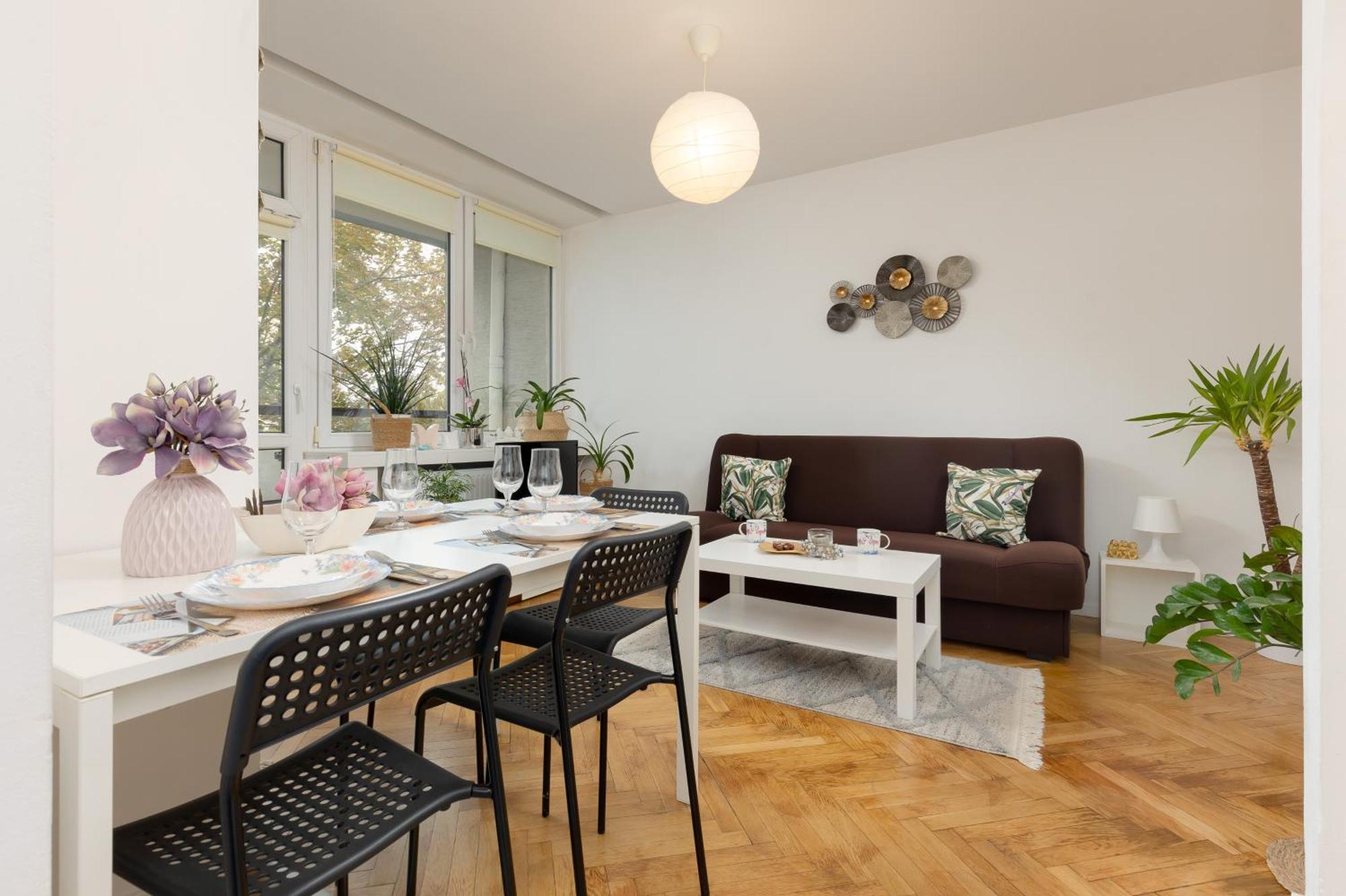 Hipoteka Apartment By Renters Varsovie Extérieur photo